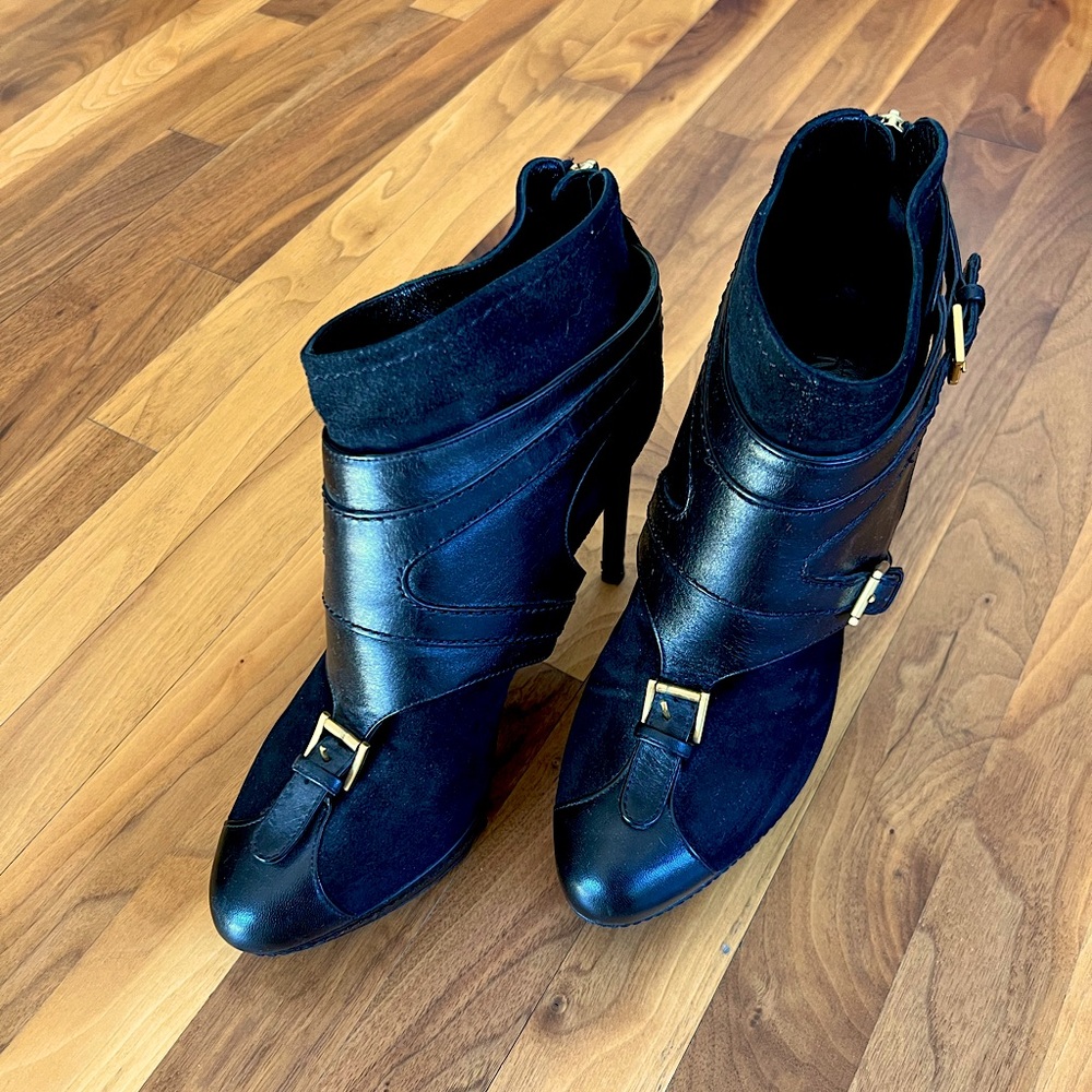 Alexander McQueen  Heeled Ankle Boots - Black - Size 40